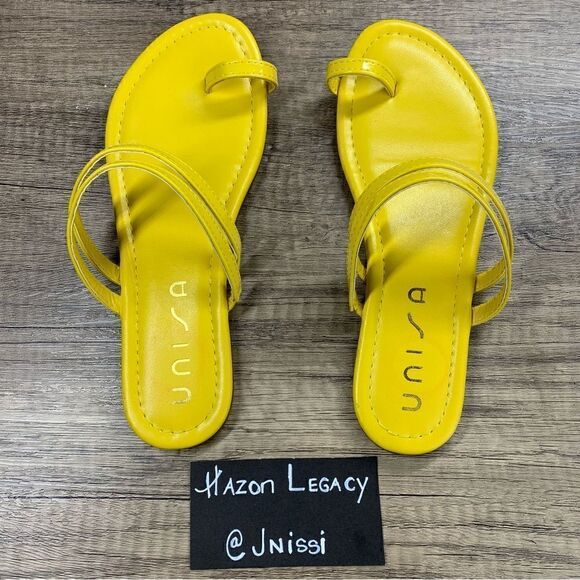 UNISA~Women’s~Yellow Flat Slide Sandals~Size 7M - Picture 5 of 8